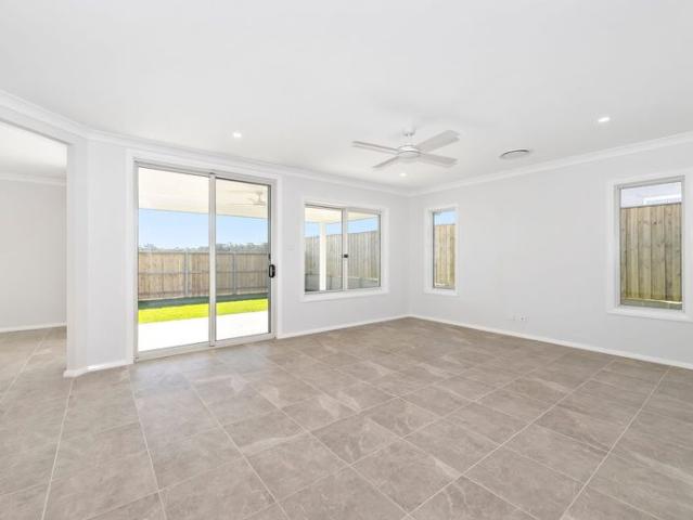 Brand New 4 Bedroom Family Home with 2 spacious living areas