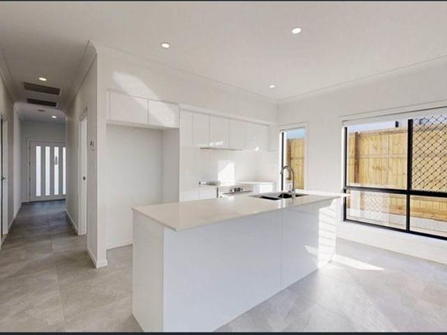 Brand New 4 Bedroom Family Home