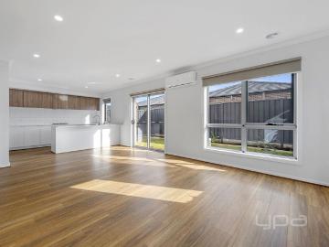 BRAND NEW 4 BEDROOM FAMILY HOME