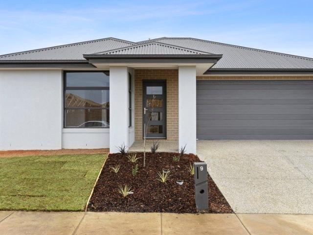 Brand New 4 Bedroom Family Home