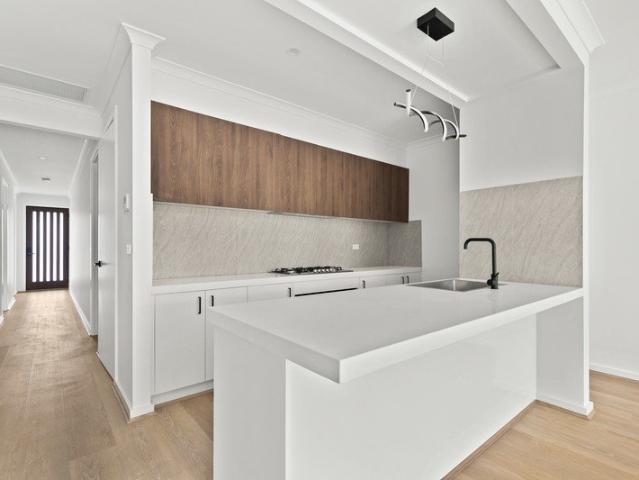 Brand New 4 Bedroom Family Home