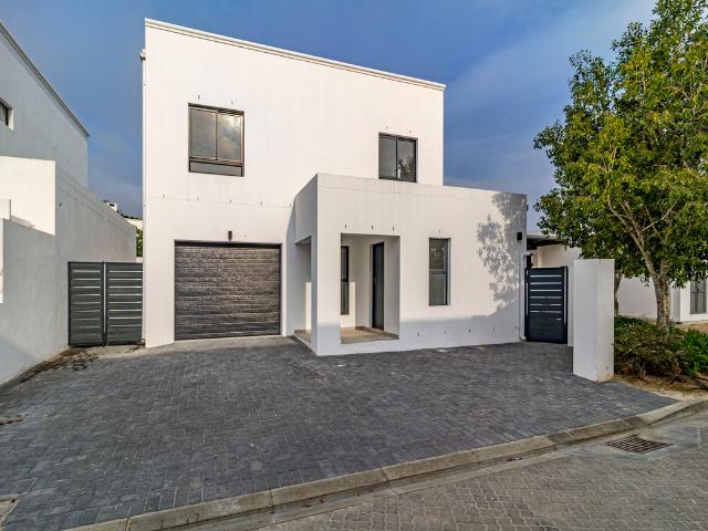Brand New 4 Bedroom Home in Exclusive Croydon Gardens Estate