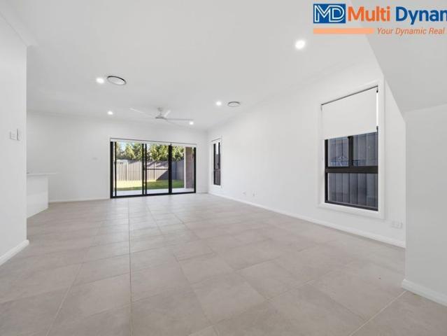 Brand New 4 Bedroom Home in Oran Park