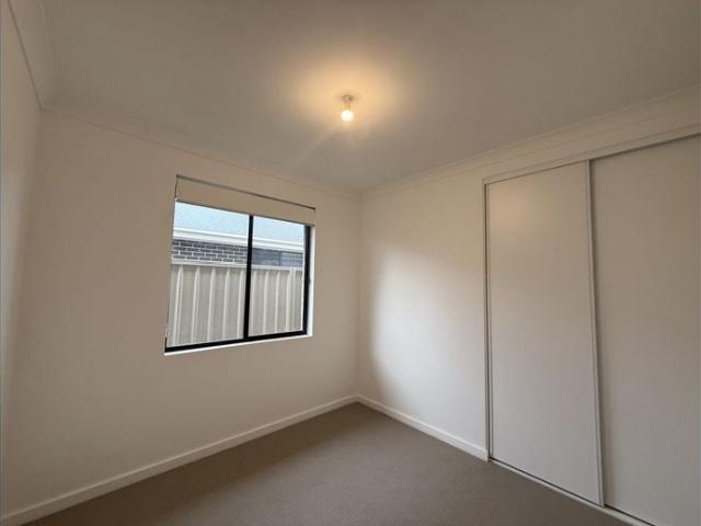 Brand New 4 Bedroom Home in Munno Para West