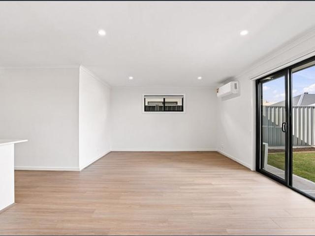 Brand New 4 Bedroom Home in Munno Para Downs