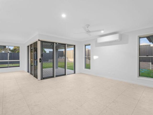 Brand New 4 Bedroom Home in Nikenbah