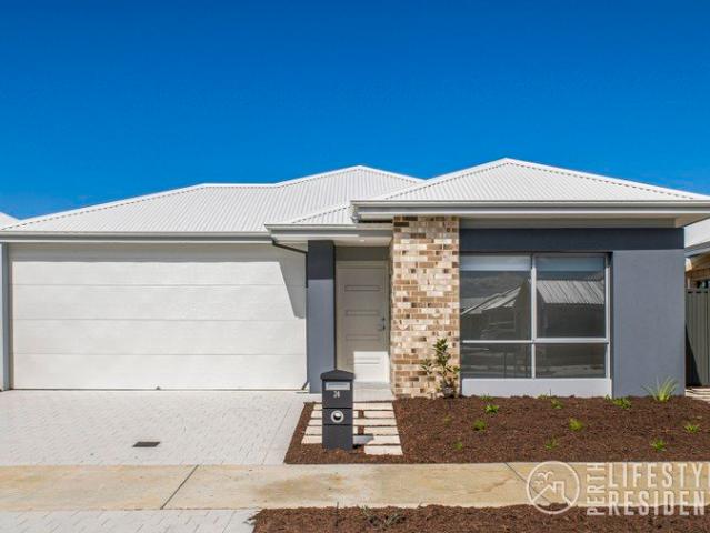 Brand New 4 Bedroom Home with Theatre and Gourmet kitchen