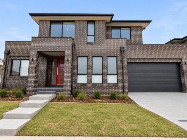 Brand New 4 Bedroom Home with Multiple Living Areas