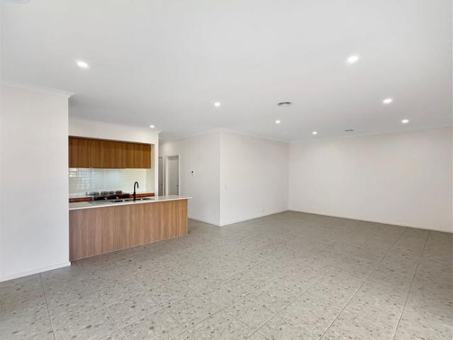 Brand New 4 Bedroom House in Eynesbury