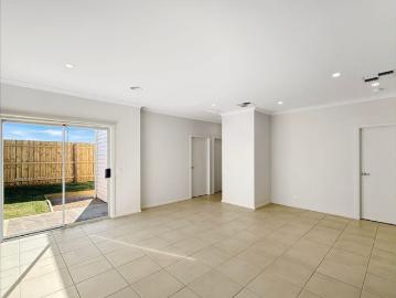 Brand New 4 Bedroom House in Eynesbury