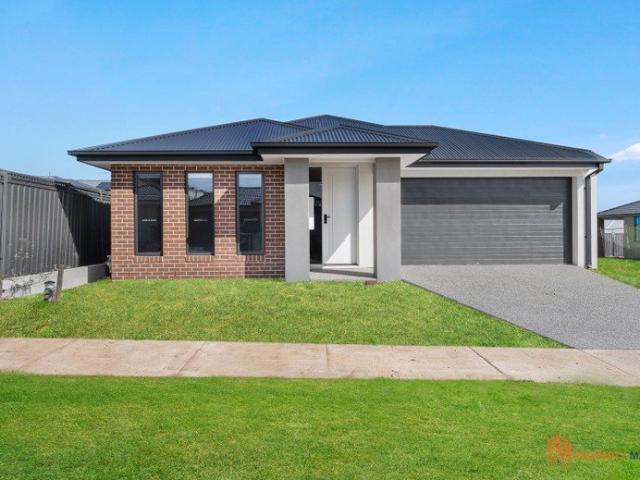 Brand New 4 Bedroom House in Grandview Estate in Truganina