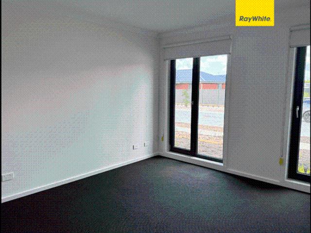 Brand New 4 Bedroom JG King Home in a Sought After Estate