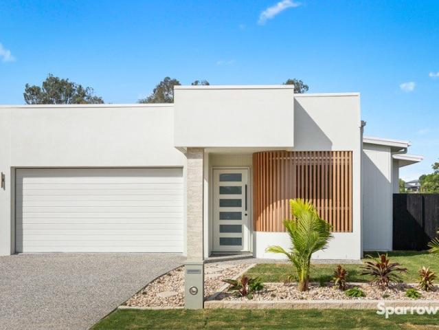 BRAND NEW 4 BEDROOM LUXURY HOME IN THE BROOKHAVEN ESTATE WITH YOUR OWN PRIVATE POOL