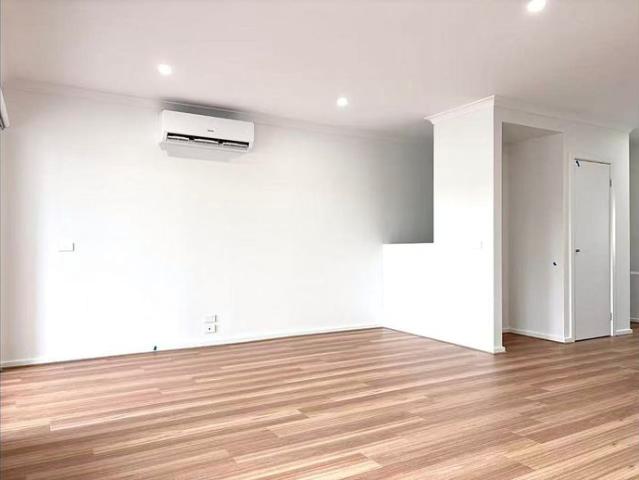 Brand New 4 Bedroom Townhouse in the Heart of Kalkallo