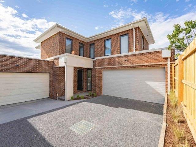 Brand New 4 Bedroom Townhouses for Lease in Donvale!