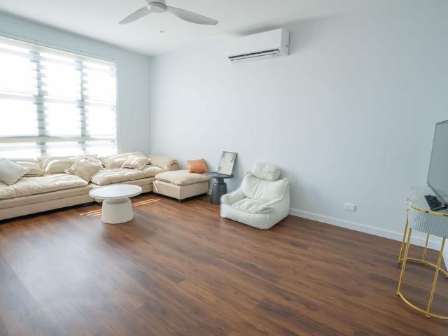 BRAND NEW 4x2 Executive Home Avail Jan 27