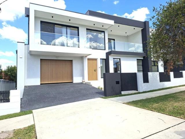 BRAND NEW | 5 BED | 3 BATH | DOUBLE STOREY | 3 CAR