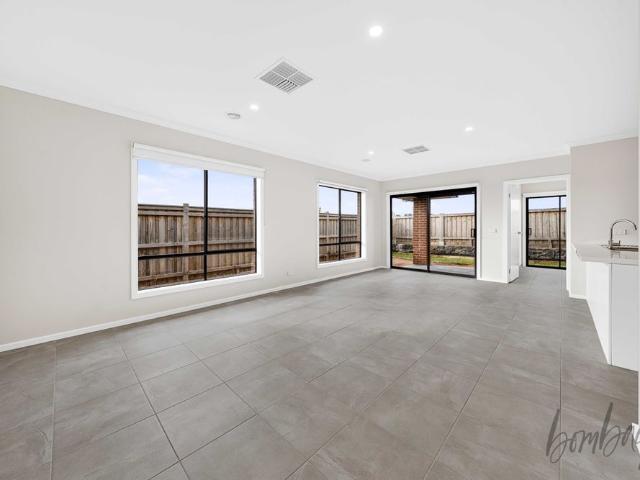 Brand New 5 Bedroom Family Home with Double Garage & Solar