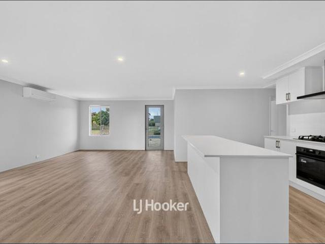 Brand New 5 Bedroom Family Home