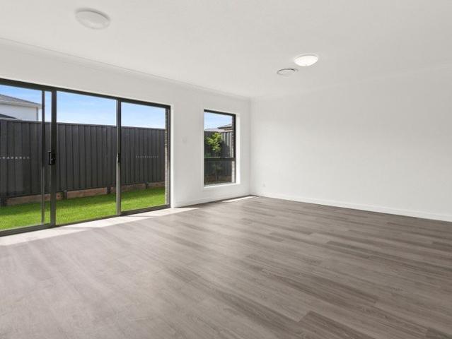 BRAND NEW 5 BEDROOM FAMILY HOME