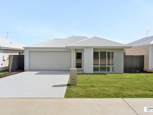 Brand New 5 Bedroom Home in Lakelands