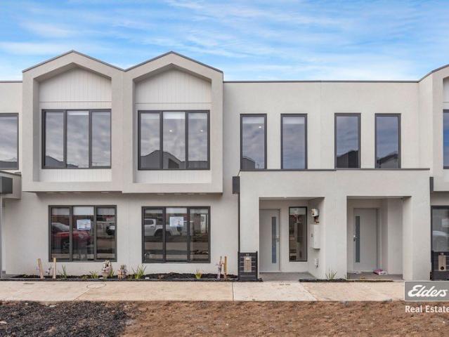 Brand New 5 Bedroom Townhouse in Prime Mambourin Location!
