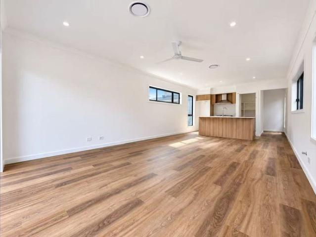 Brand New 5 Bedrooms House For Lease