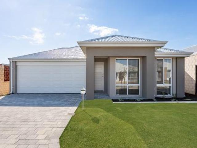 Brand New 5x2 in Family Friendly Neighbourhood!