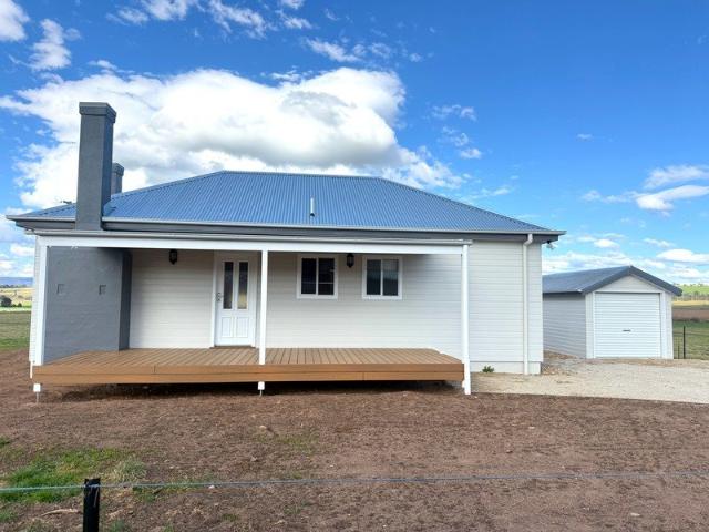 BRAND NEW COTTAGE IN A PEACEFUL RURAL SETTING