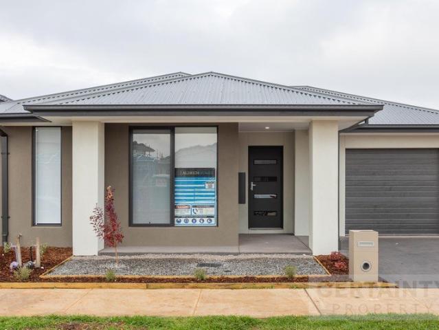 BRAND NEW CO LIVING PROPERTY IN TARNEIT!