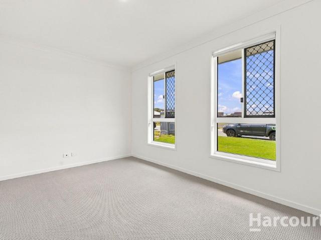 Brand New Coastal Living in Beautiful Woodgate!