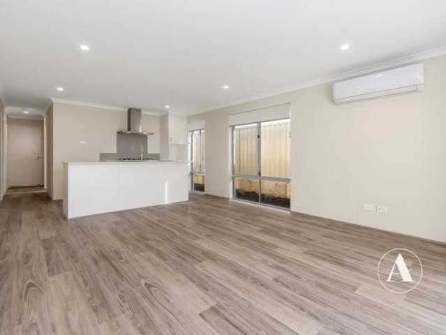 Brand New Coastal Living in Sought After Dawesville