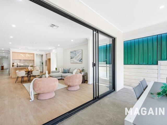 Brand new coastal luxury 4 bedrooms 3 bathrooms