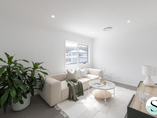 Brand New Coastal Luxury I Flexible Family Living