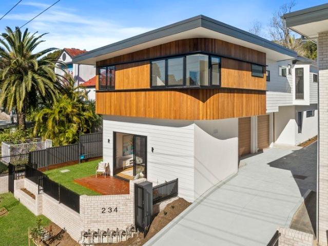 Brand New Coastal Luxury in the Heart of Terrigal