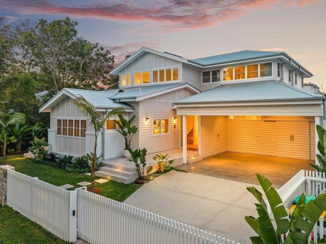 Brand New Coastal Luxury with Contemporary Elegance in the Heart of Byron Bay