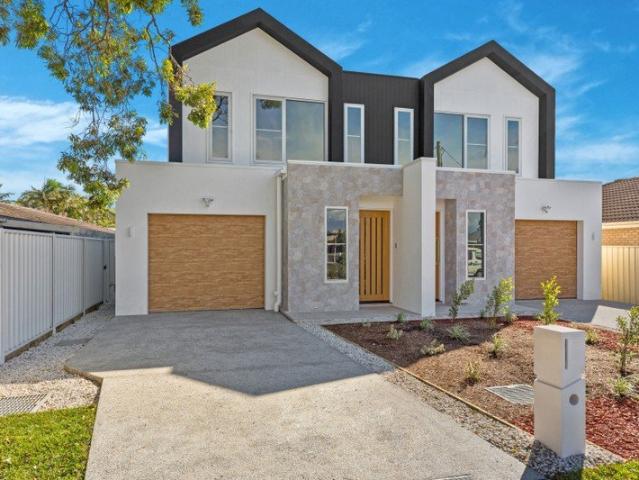 Brand New Coastal Luxury Torrens Title Duplex 650m to the Beach