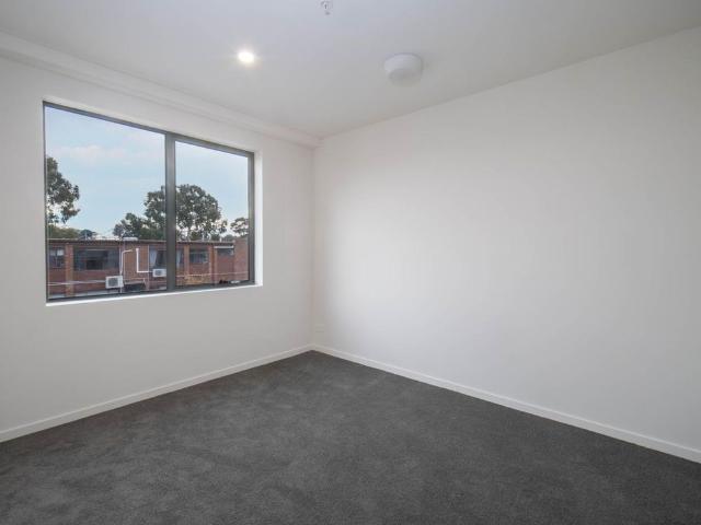 Brand New Comfort on Vibrant Sydney Road