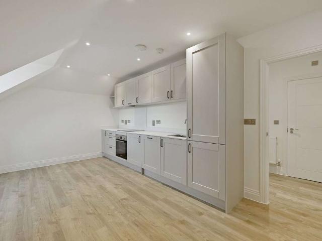 Brand new contemporary apartment with parking in the heart of desirable Ascot