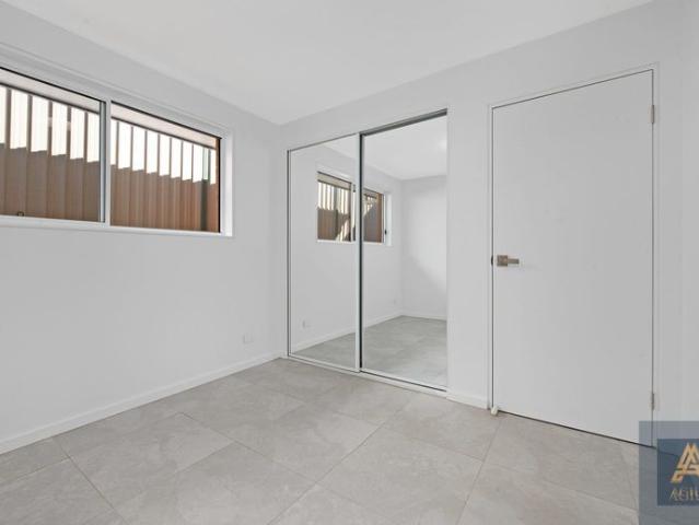 Brand New Contemporary Granny Flat – Stylish Living in a Convenient Location