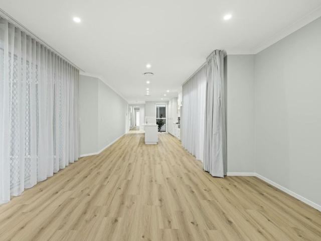 BRAND NEW CONTEMPORARY HOME