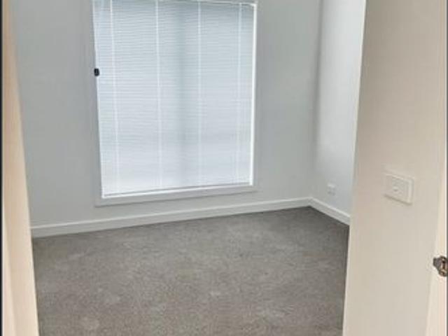 Brand New Contemporary Living