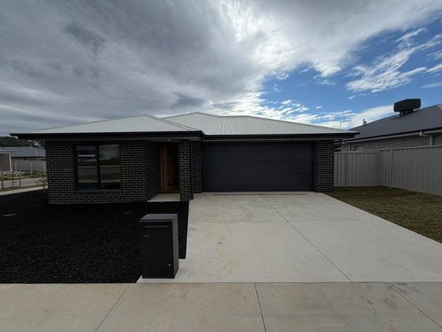 Brand New Contemporary Living