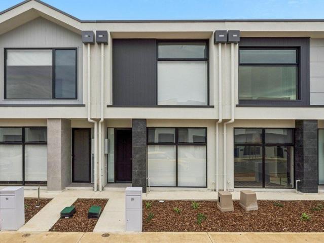 Brand New Contemporary Living in a Thriving City Fringe Location
