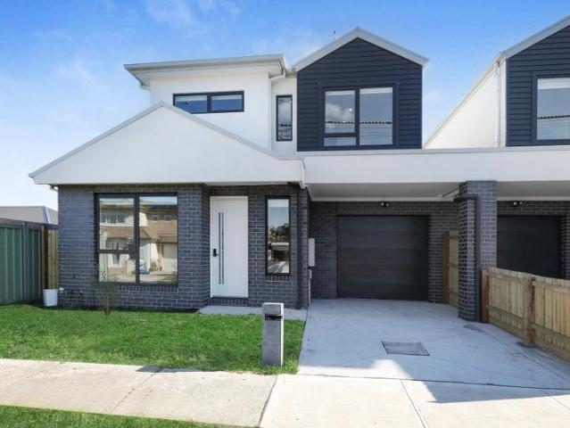 Brand New Contemporary Living in Altona