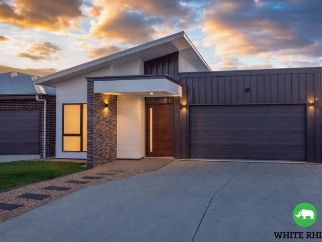 Brand New Contemporary Living in Googong