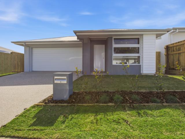 Brand New Contemporary Living in Morayfield's Montrose Estate