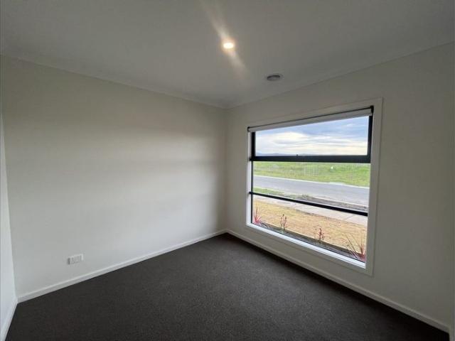 Brand New Contemporary Living Right Here In Traralgon