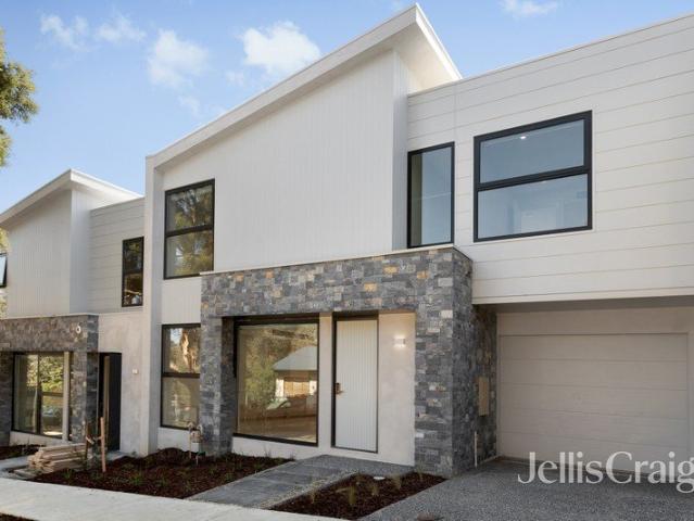 Brand New Contemporary Townhouse in the Heart of Eltham