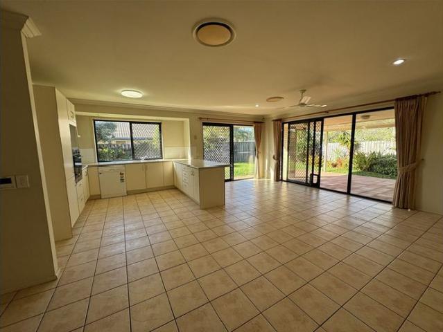 Brand New Carpets & Renovated Garage Underway!